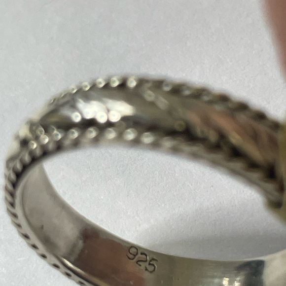 Thin Sterling Silver band Plain & Twisted Design - Picture 2 of 2